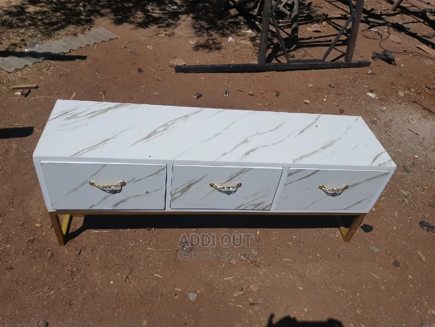 Tv Stand /ቲቪ ማስቀመጫ