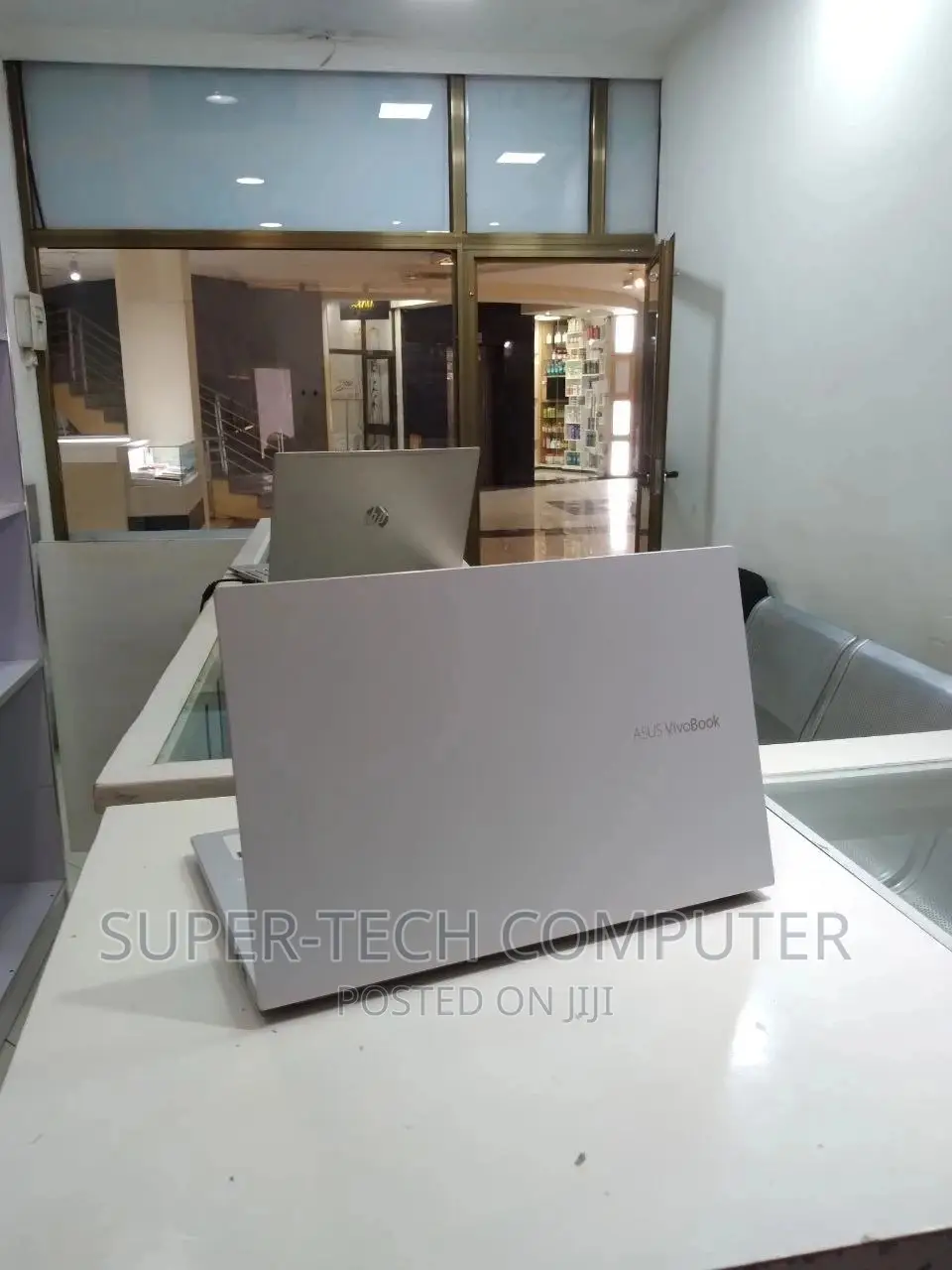 New Laptop Asus VivoBook S14 S410UA 4GB Intel Core I3 SSD 256GB