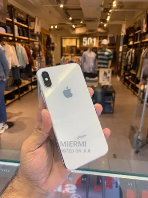 Apple iPhone X 64 GB White