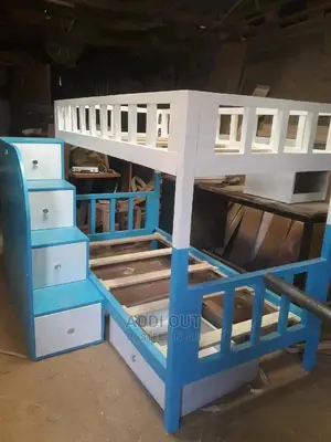 Photo - ተደራራቢ የልጆች አልጋ