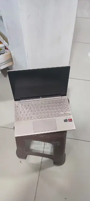 New Laptop HP Pavilion 15 8GB AMD Ryzen 5 SSD 512GB