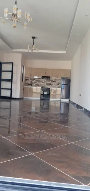 5bdrm House in አአ, Bole for Sale