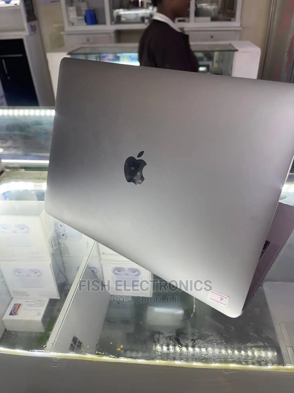 Laptop Apple MacBook Pro 2020 M1 8GB Apple M1 Pro SSD 256GB