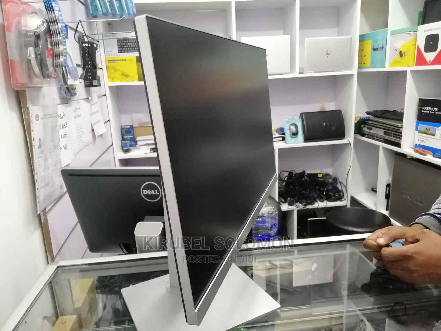 Hp 24 Inch Frimless Moniter