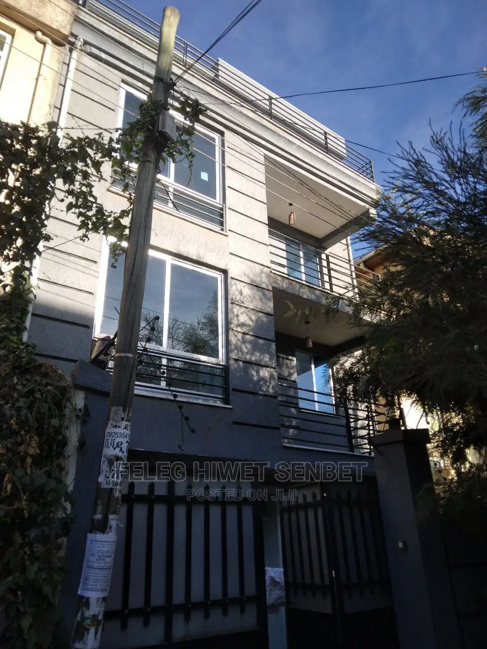 6bdrm House in አአ, Bole for Sale