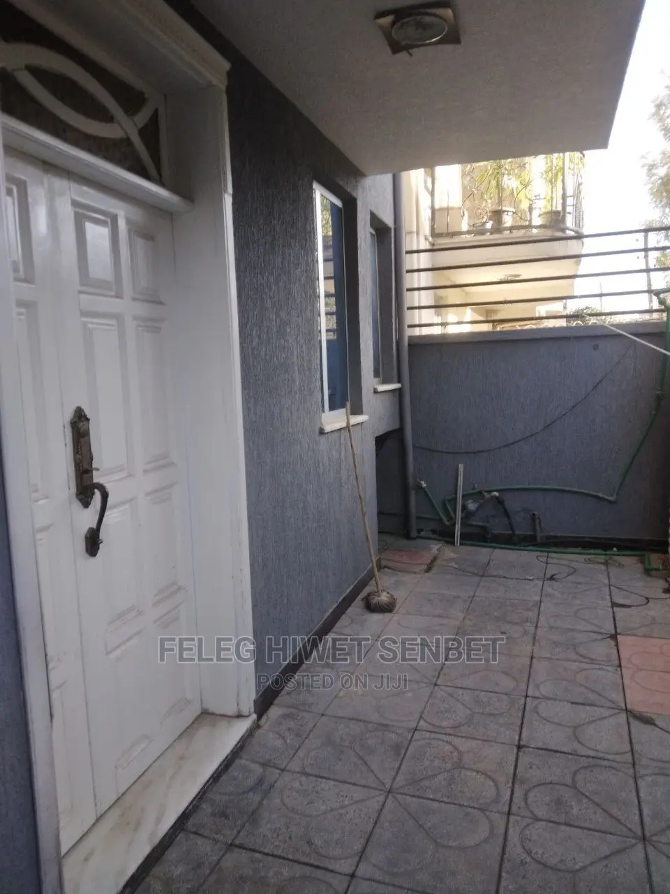 6bdrm House in አአ, Bole for Sale
