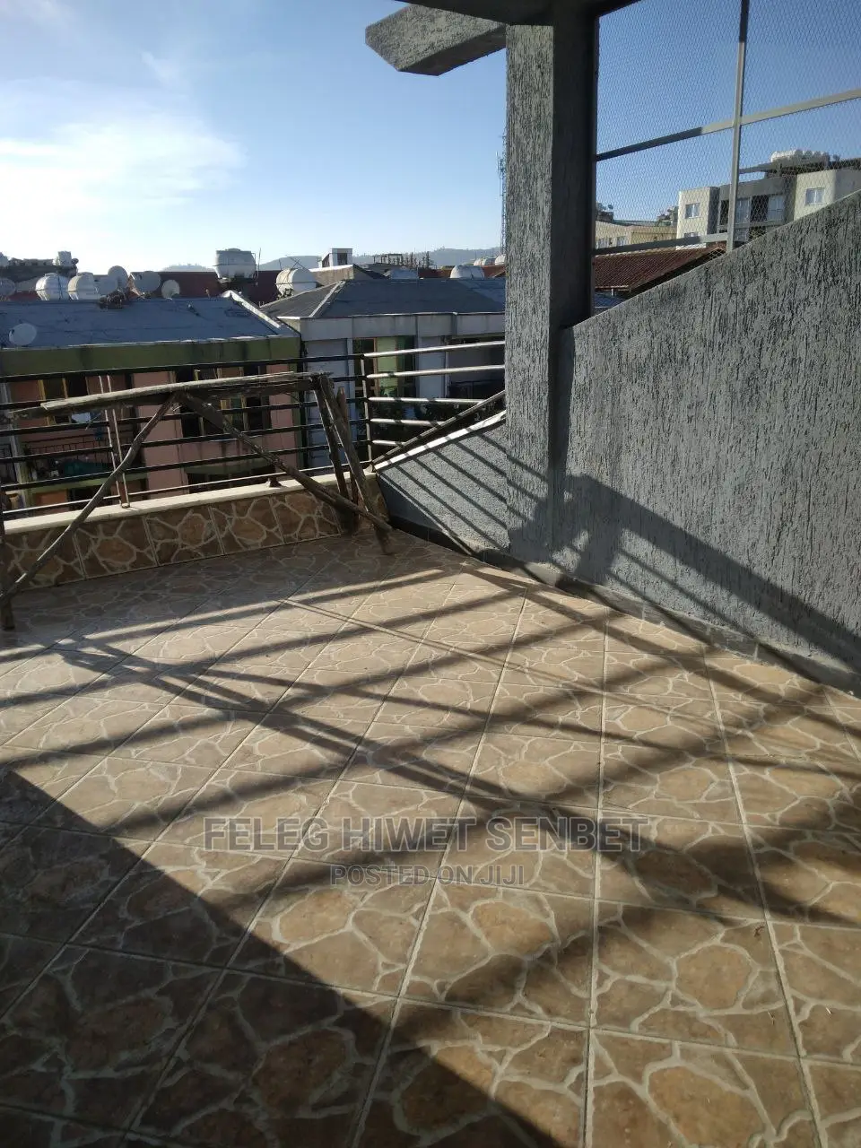 6bdrm House in አአ, Bole for Sale