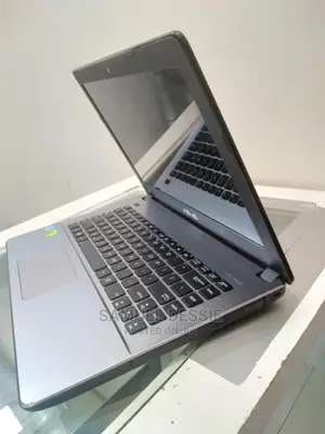 Laptop Asus K43SA 4GB Intel Core I3 HDD 320GB