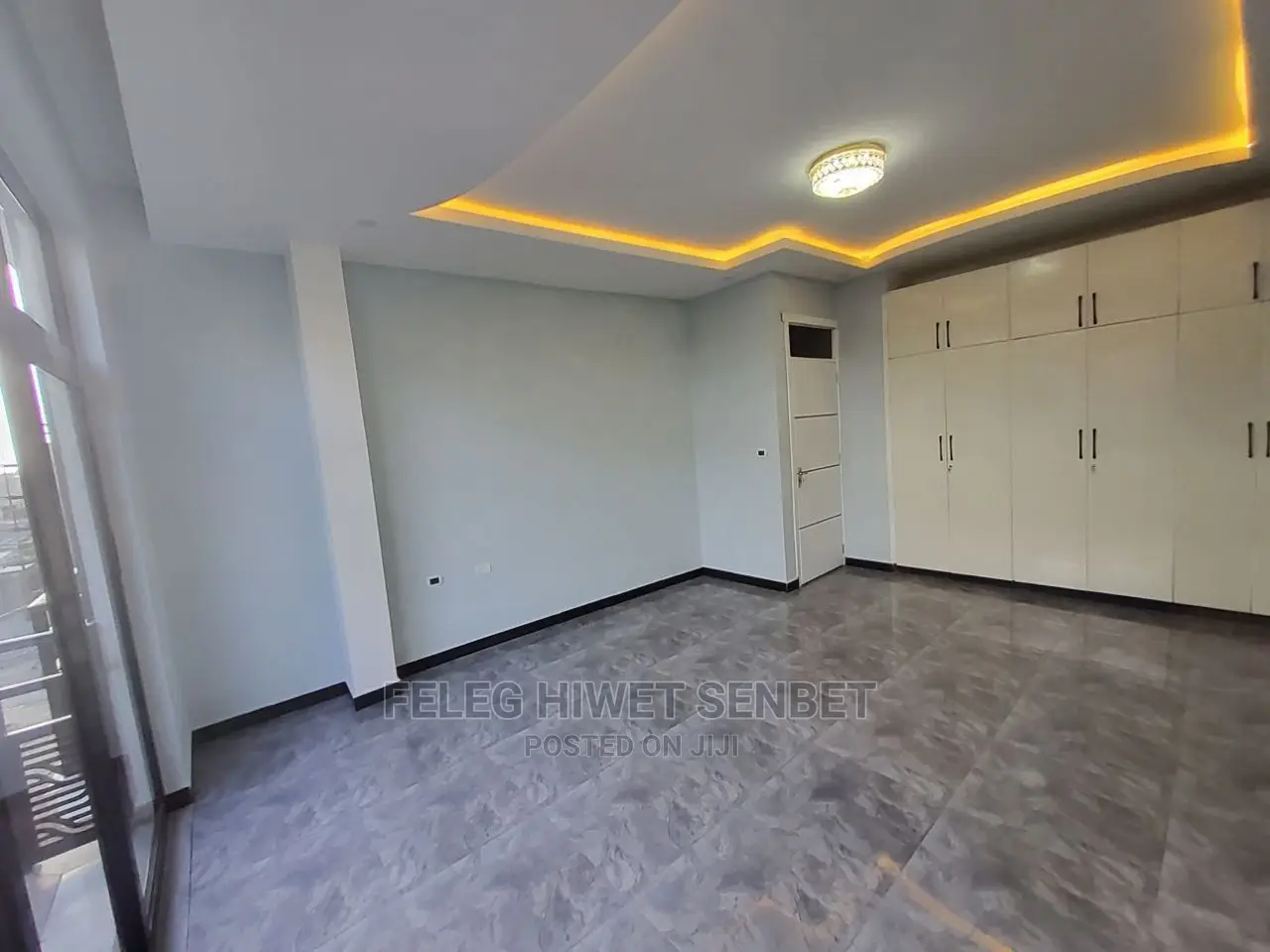 6bdrm House in አአ, Bole for Sale