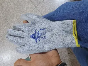Cutting Resistant Gloves