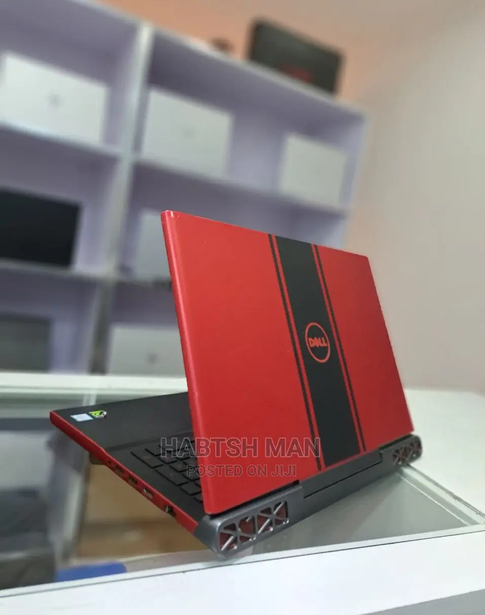 New Laptop Dell Inspiron 15 12GB Intel Core I5 HDD+SSD 500GB