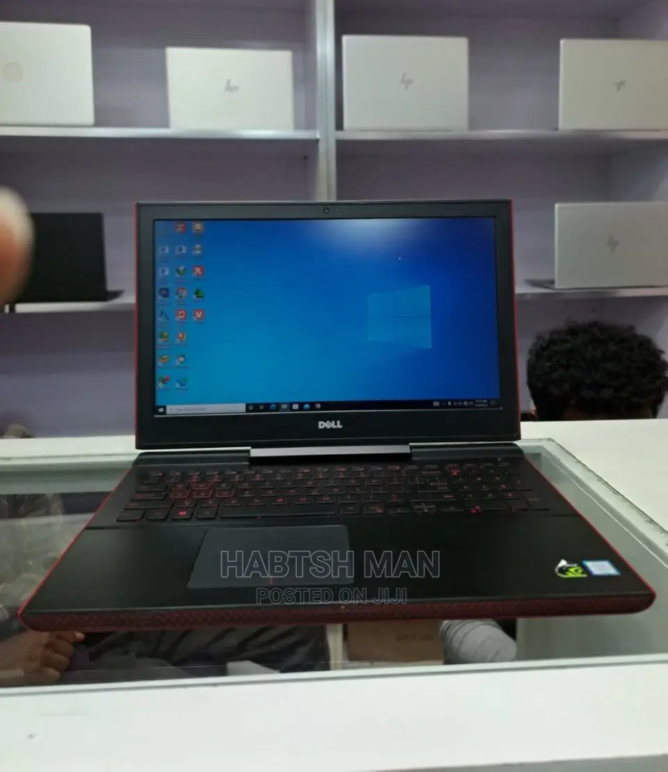 New Laptop Dell Inspiron 15 12GB Intel Core I5 HDD+SSD 500GB