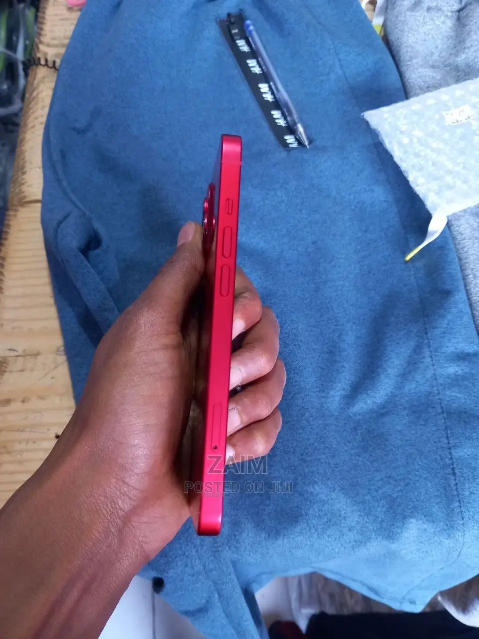 New Apple iPhone 13 256 GB Red