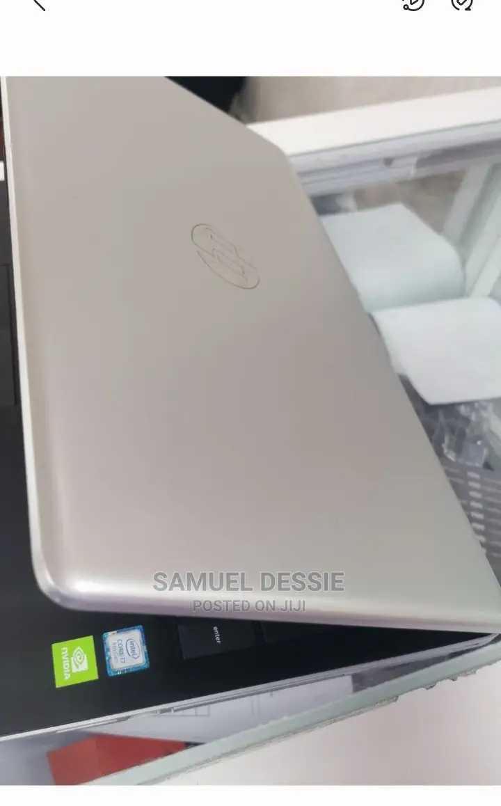 New Laptop HP Pavilion 15 8GB Intel Core I7 HDD 1T