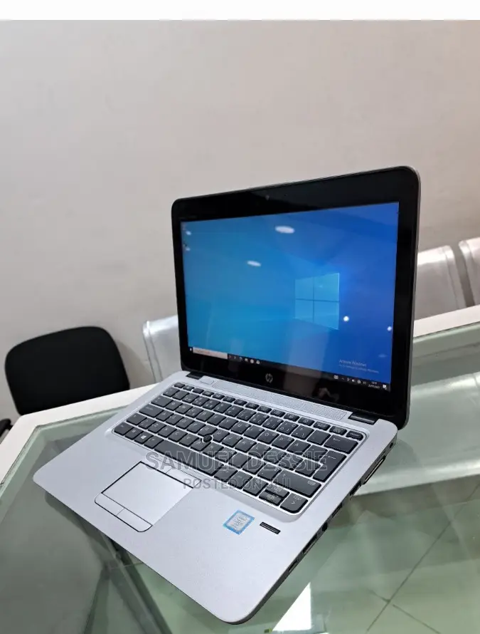 New Laptop HP EliteBook 820 G4 8GB Intel Core I5 HDD 1T