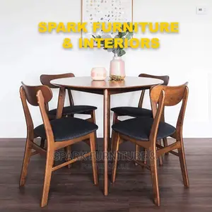 Photo - Round Dining Table D-019 4 Seater