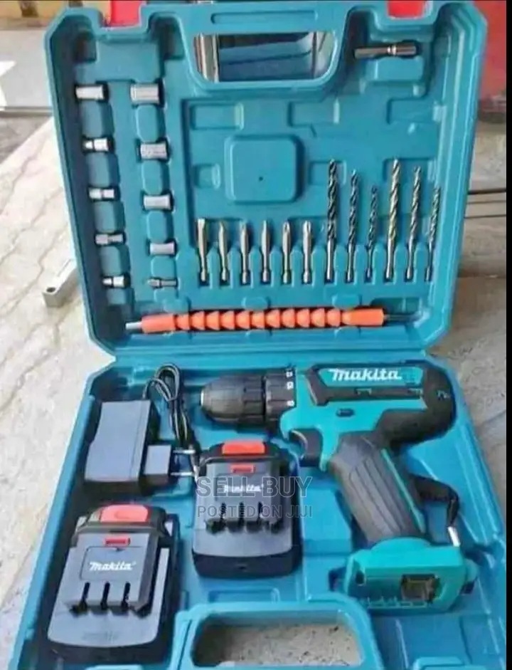 Makita Charge Drill 21v With Accessory