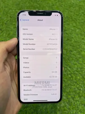 Apple iPhone XS 64 GB White