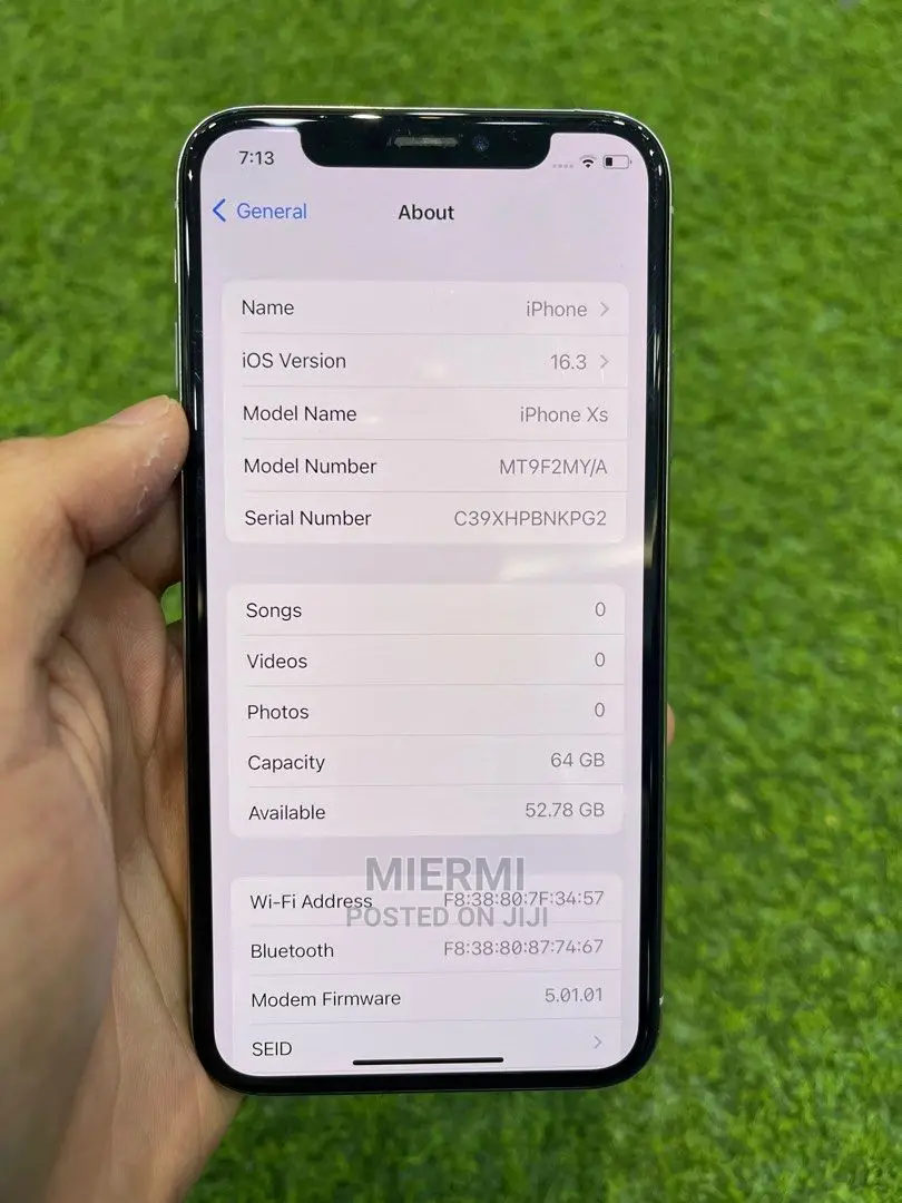 Apple iPhone XS 64 GB White