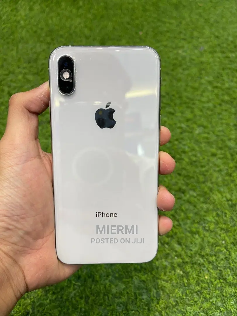Apple iPhone XS 64 GB White