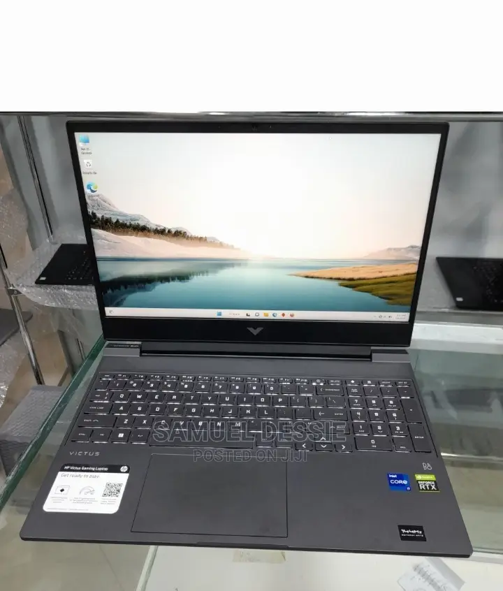 New Laptop HP Victus 16 16GB Intel Core I7 SSD 512GB