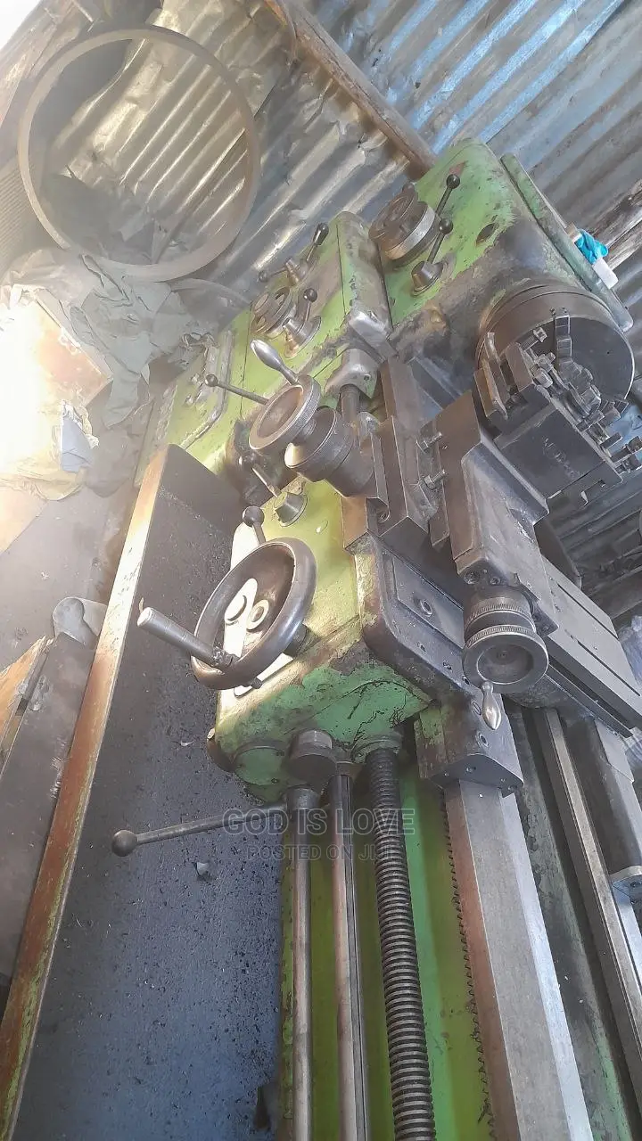 ቶርኖ Lath Machine