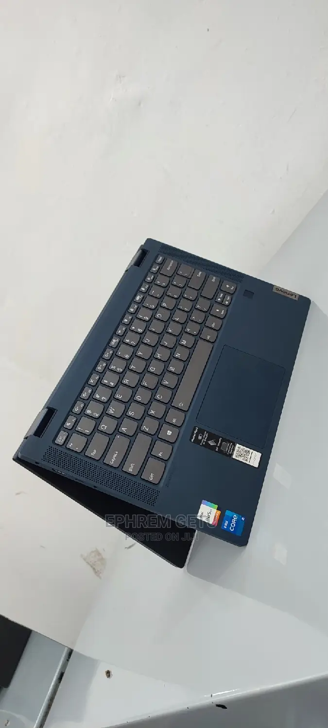 New Laptop Lenovo ThinkPad Yoga 16GB Intel Core I5 SSD 512GB