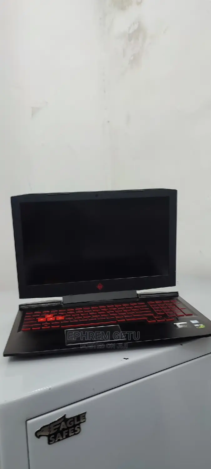 New Laptop HP Omen X 8GB Intel Core I5 HDD+SSD 1T