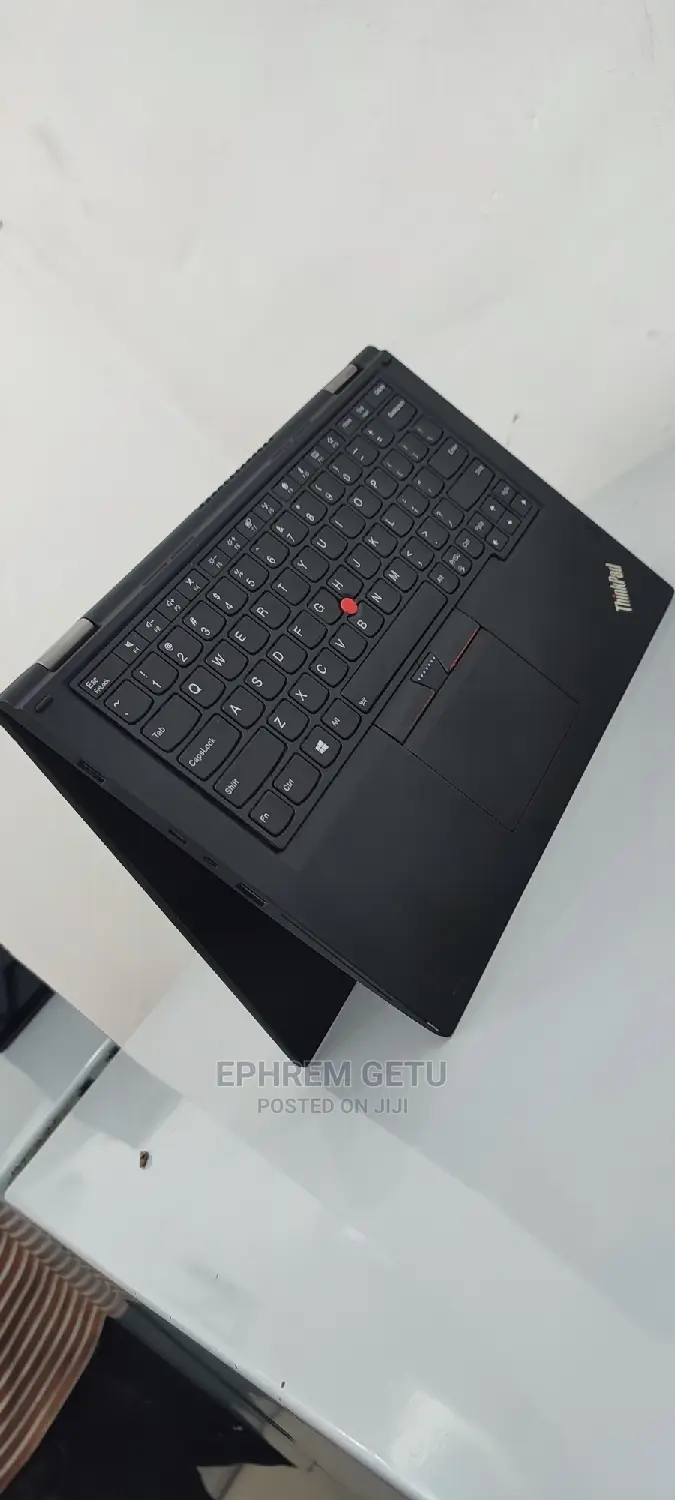 New Laptop Lenovo ThinkPad Yoga 370 8GB Intel Core I5 SSD 512GB