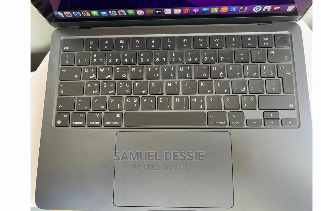 New Laptop Apple MacBook Air 2022 M2 8GB Apple M2 SSD 512GB