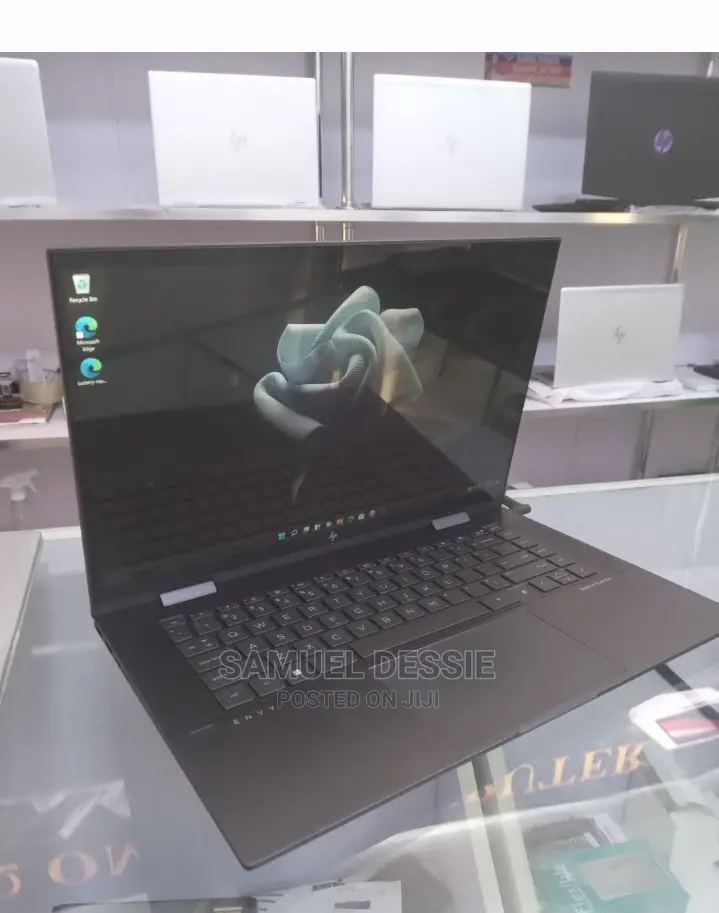 New Laptop HP Envy X360 16GB AMD Ryzen 7 SSD 512GB