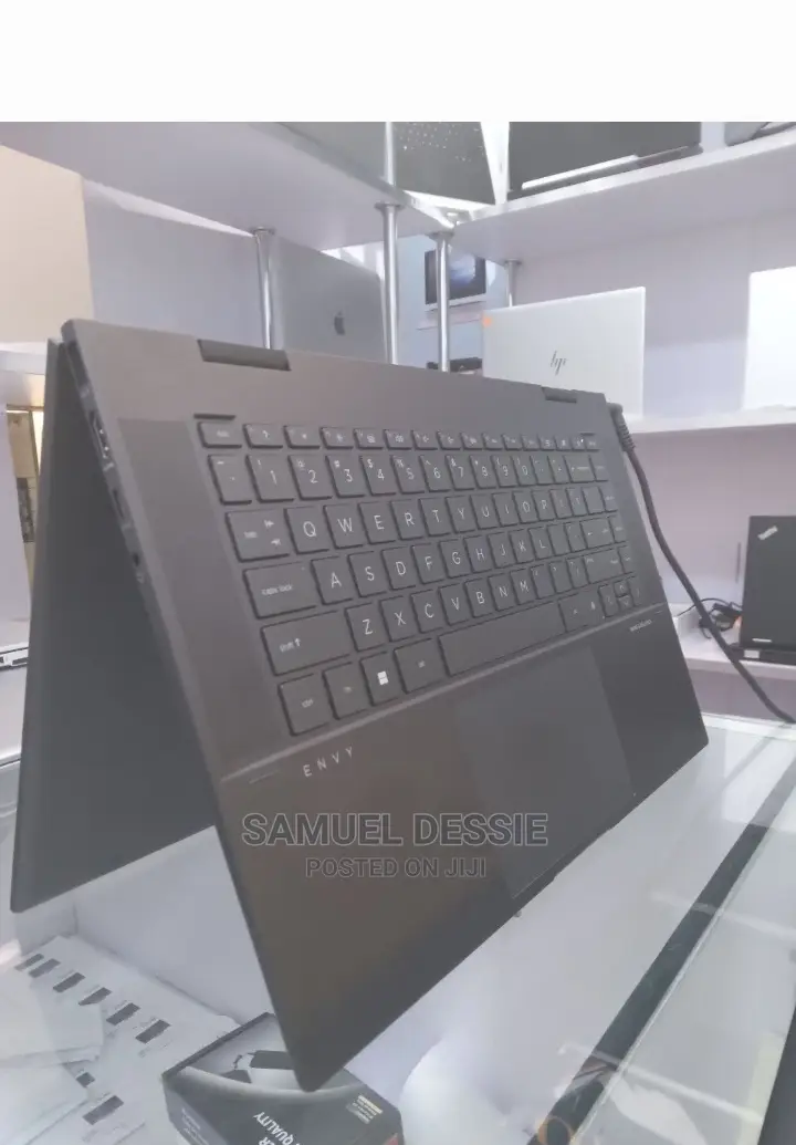 New Laptop HP Envy X360 16GB AMD Ryzen 7 SSD 512GB