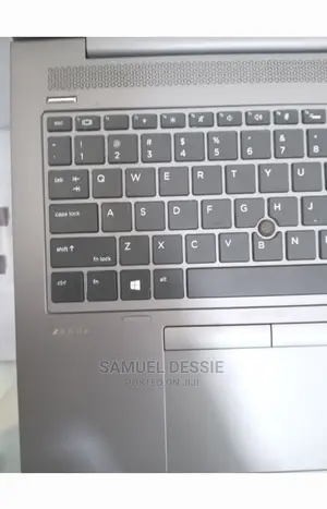 New Laptop HP 16GB Intel Core I7 SSD 512GB