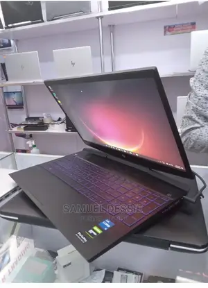 New Laptop HP Pavilion 15 8GB Intel Core I5 SSD 512GB