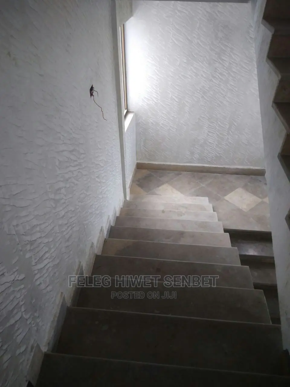 9bdrm Maisonette in አአ, Bole for sale