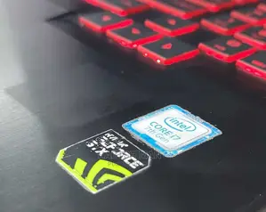 New Laptop HP Omen X 8GB Intel Core I7 HDD+SSD 1T