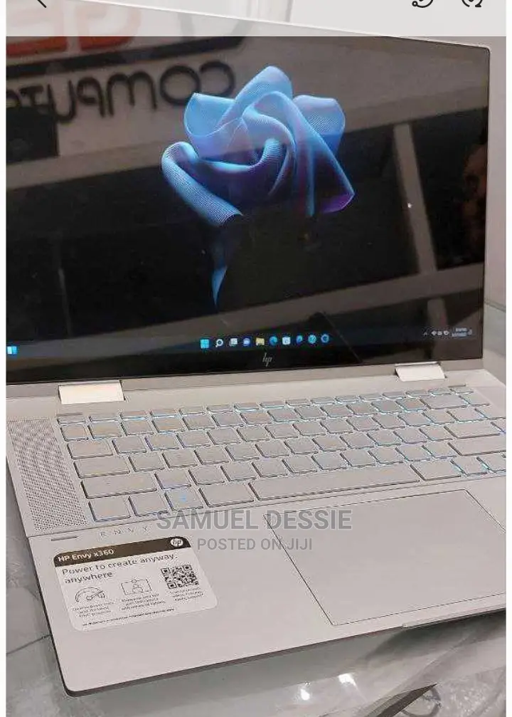 New Laptop HP Envy X360 16GB Intel Core I7 SSD 512GB