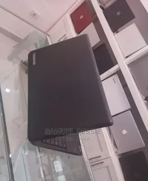 Laptop Toshiba Satellite C55 4GB Intel Core I5 HDD 500GB