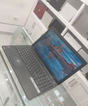 Laptop Toshiba Satellite C55 4GB Intel Core I5 HDD 500GB