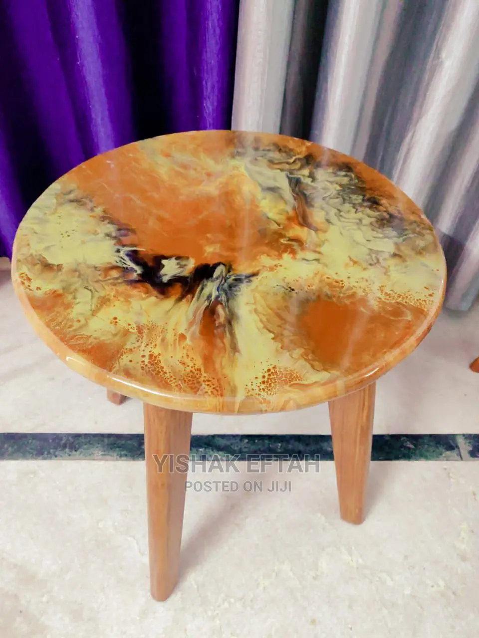 Epoxy Resin Table Tops and Bar and Restaurant Countertop