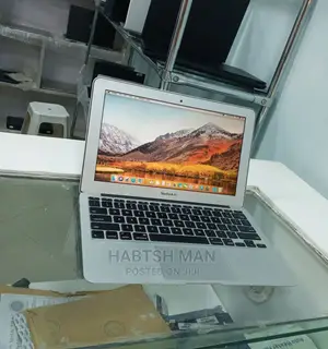 New Laptop Apple MacBook Air 2017 4GB Intel Core 2 Quad SSD 128GB