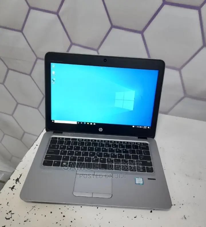 New Laptop HP EliteBook 820 G4 8GB Intel Core I5 SSD 256GB