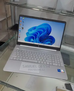 New Laptop HP Stream Notebook 8GB Intel Core I5 HDD 512GB