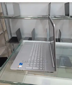 New Laptop HP Stream Notebook 8GB Intel Core I5 HDD 512GB