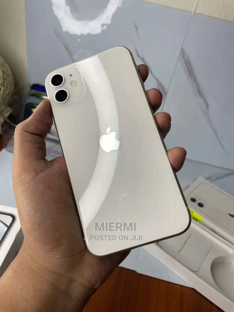 Apple iPhone 11 64 GB White