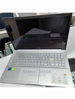 New Laptop Asus VivoBook 15 X505BA 16GB Intel Core I7 SSD 512GB