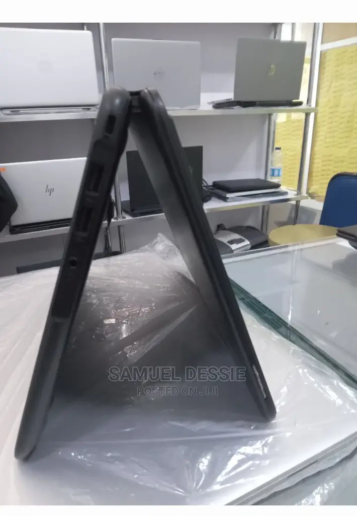 New Laptop Lenovo ThinkPad Yoga 4GB Intel Celeron SSD 128GB