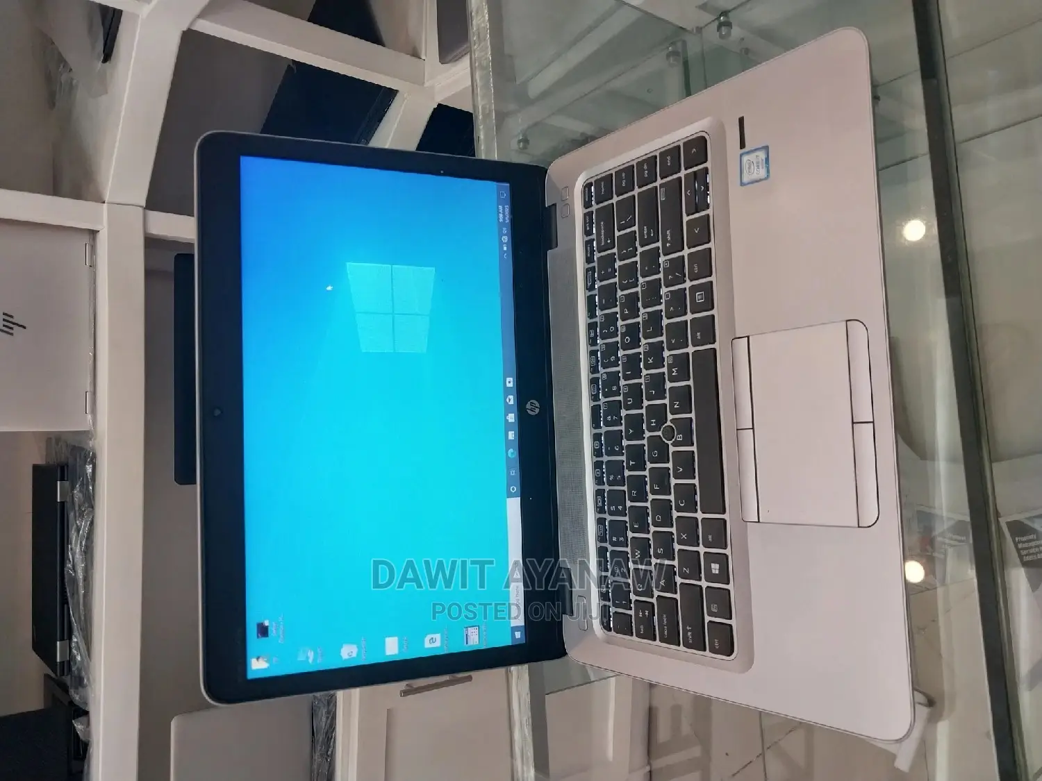 New Laptop HP EliteBook 840 8GB Intel Core I7 HDD 1T