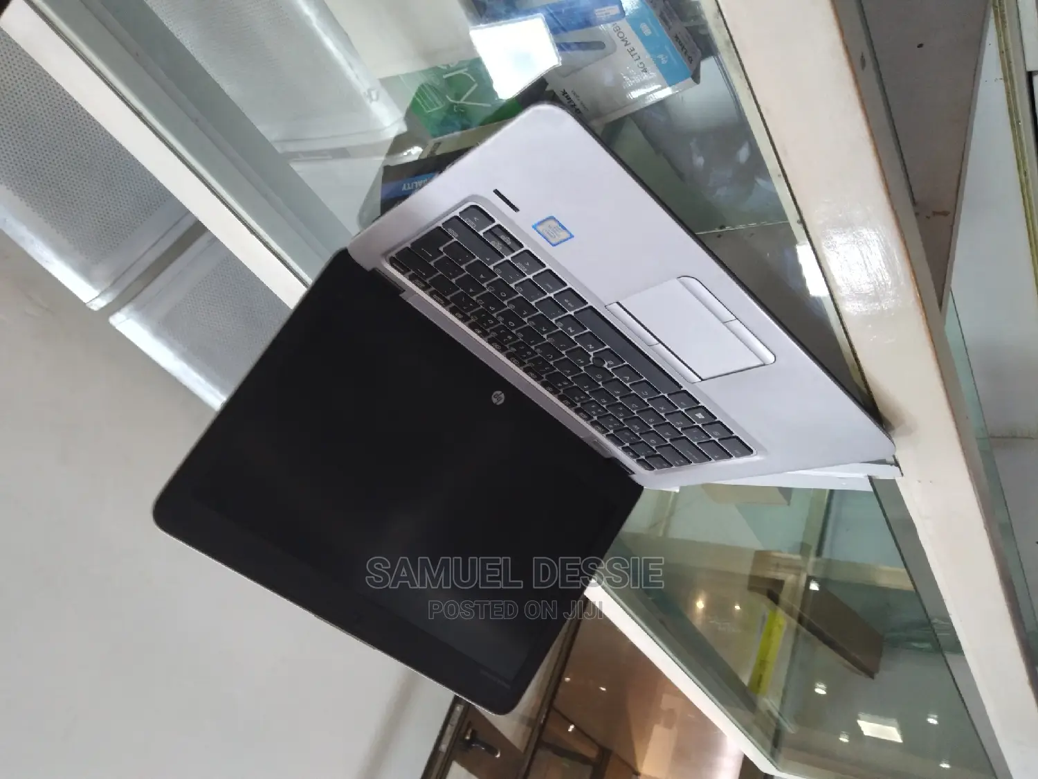 New Laptop HP EliteBook 820 G3 8GB Intel Core I5 SSD 256GB