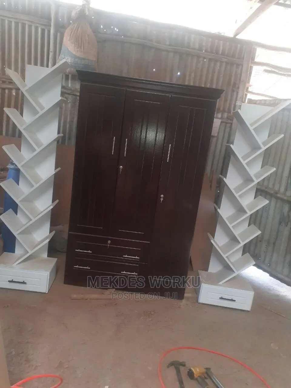 Kumsaten(ቁምሳጥን)